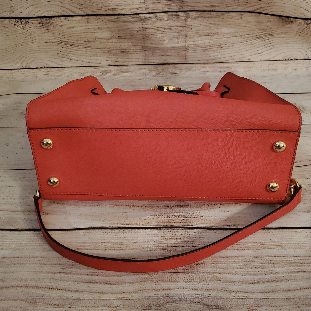 Michael Kors Hamilton EW East West Satchel - Picture 8 of 16